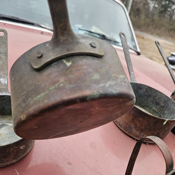 Vintage Copper Measuring Cups Set - Picture 9 of 16